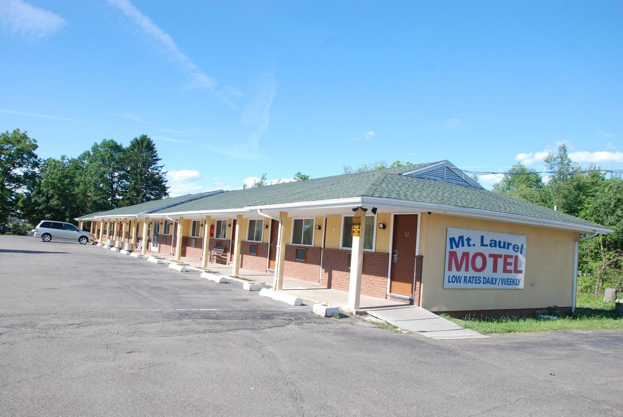 Mount Laurel Motel Hazleton Exterior photo
