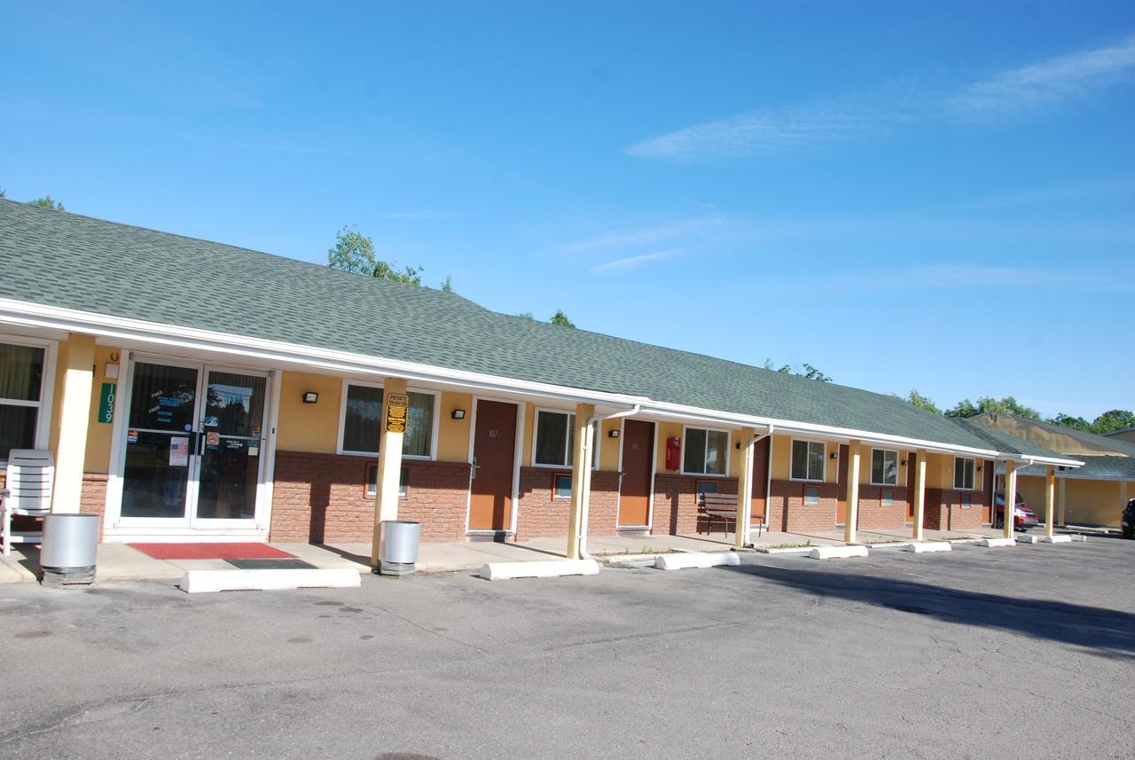 Mount Laurel Motel Hazleton Exterior photo